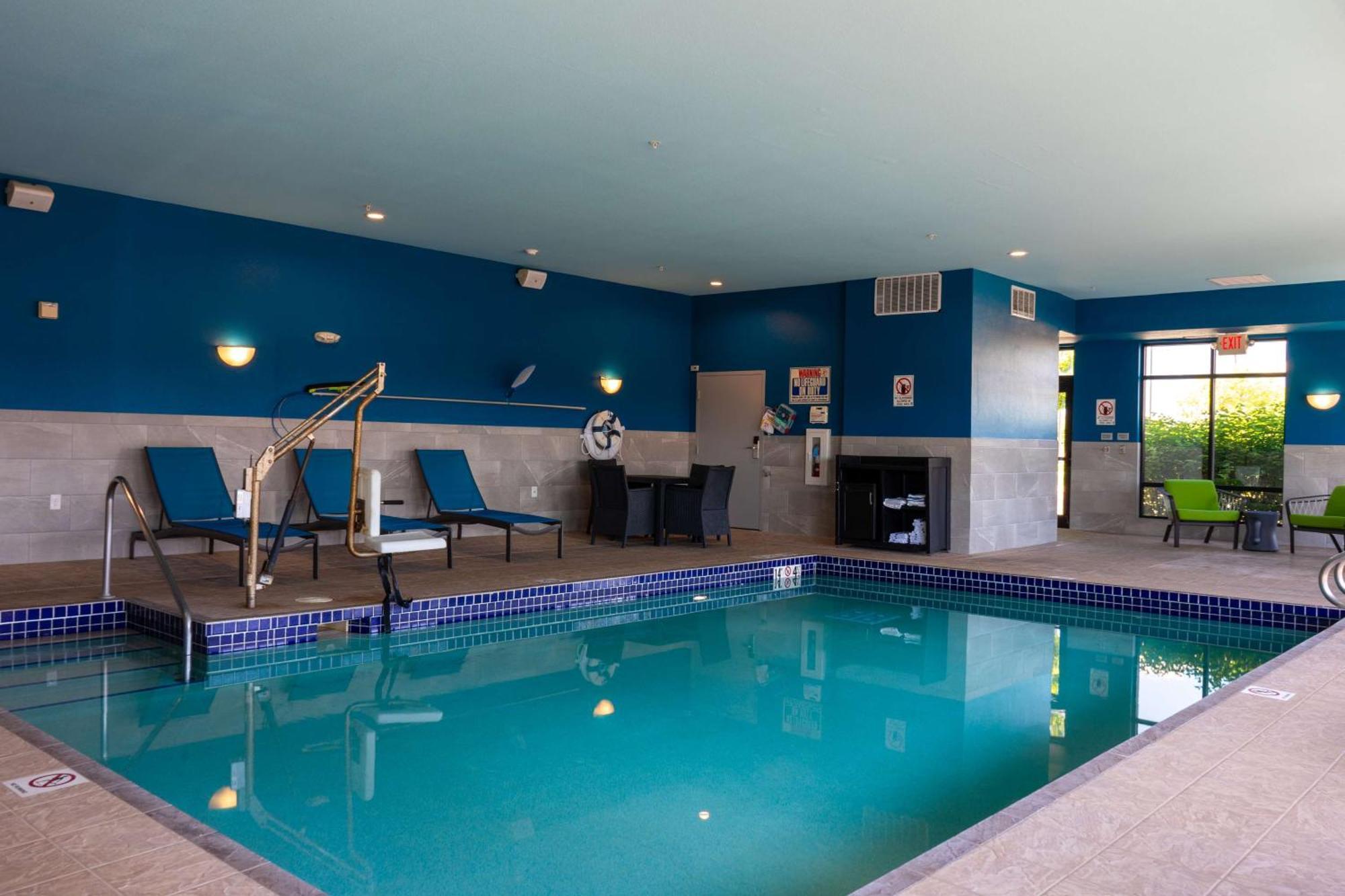 Hampton Inn Elkhorn Lake Geneva Area Extérieur photo